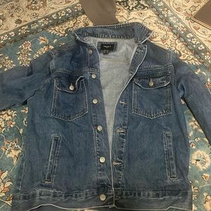 Size medium forever 21 men’s denim jacket